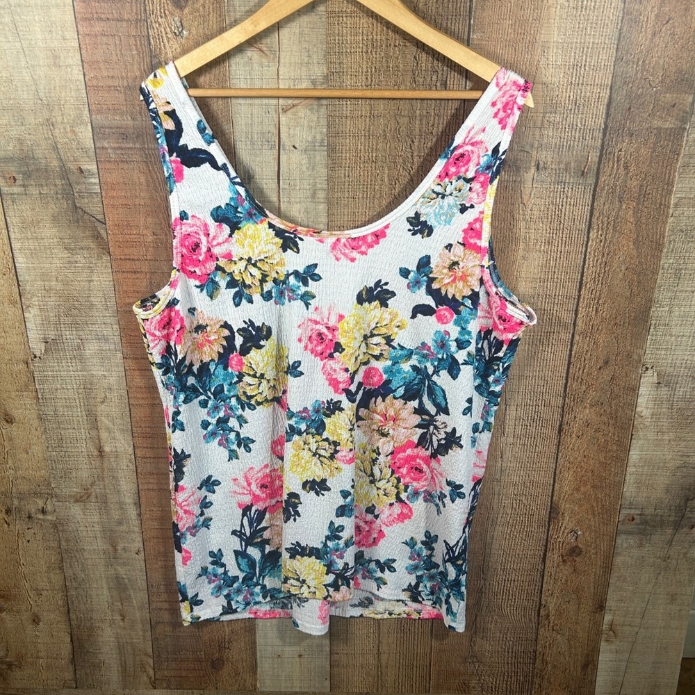 Torrid Size 4 Floral Tank Top Plus Colorful Dopamine Stretch Summer Casual - Picture 6 of 6
